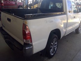 2006 TOYOTA TACOMA, WHITE, EXTD CAB, 2.7L Z25110